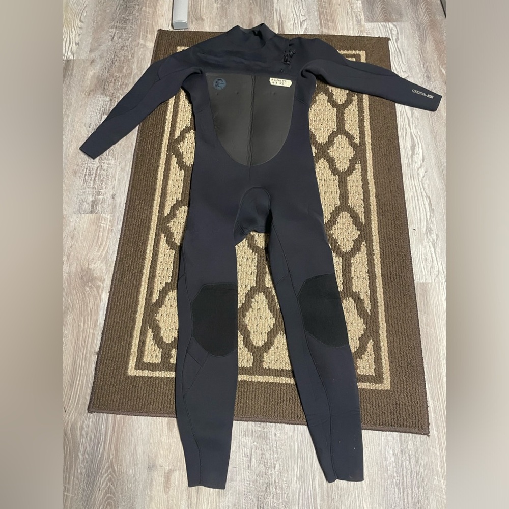 O’Neill 4/3MM Men’s XS Neck Zip Full Wetsuit